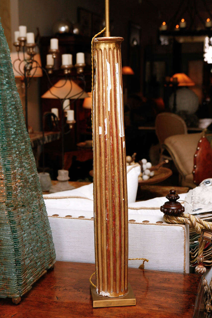 Pair of French Gold Gilded Column Lamps For Sale 1