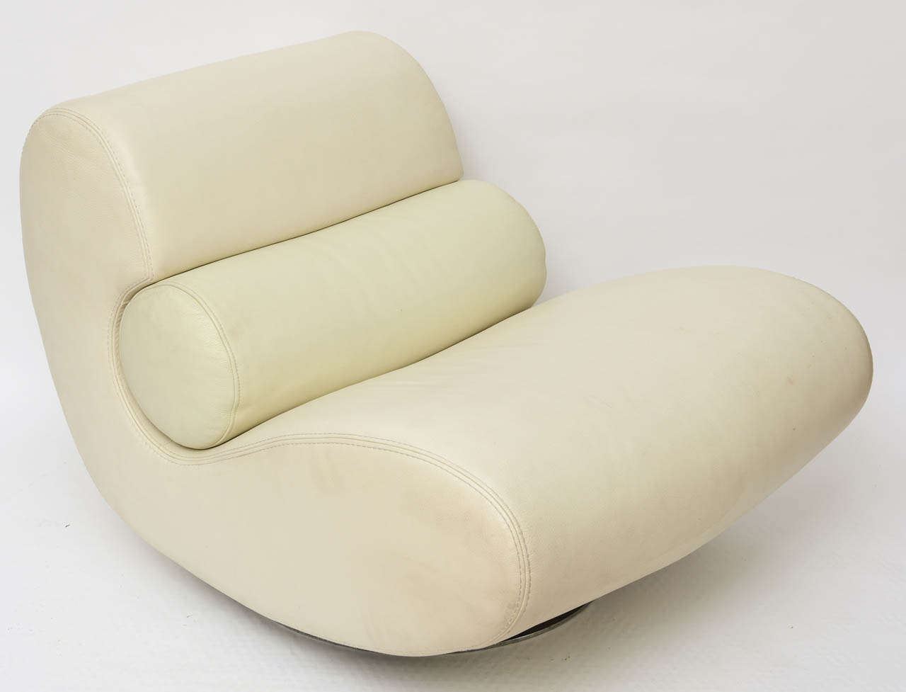 Lounge Seat by Roche Bobois In Excellent Condition In Miami, FL