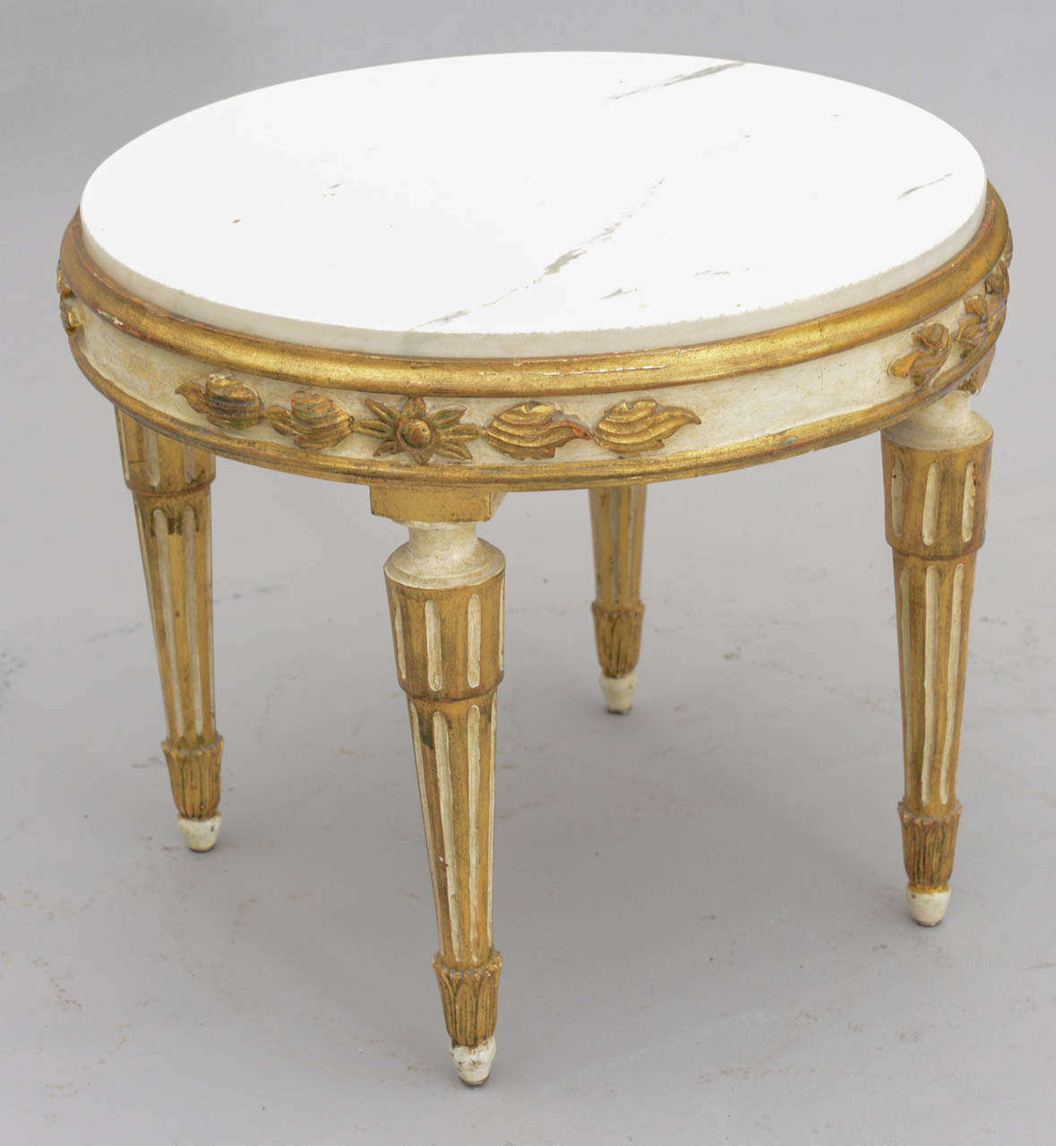 Italian Louis XVI Giltwood Accent Table with Carrara Marble Top