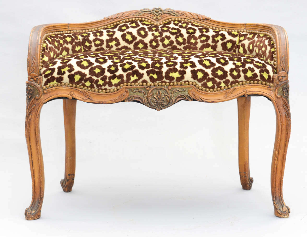 Italian Upholstered Louis XV Style Vanity Bench