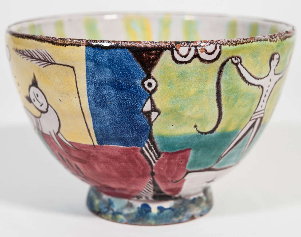 Wiener Werkstatte modernist polychrome ceramic bowl, designed by Maria Likarz Stauss/Anny Schroder. Signed.