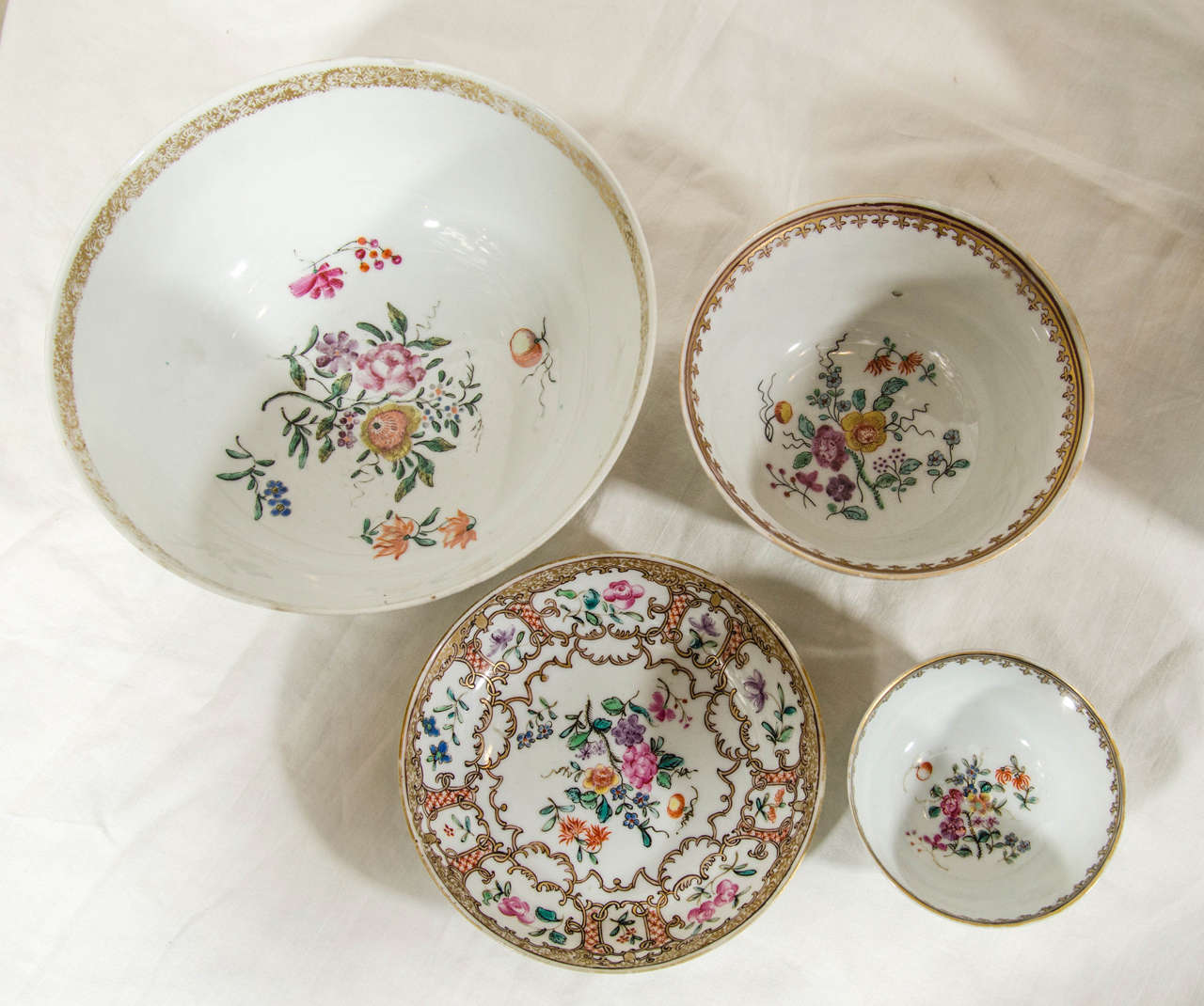 An Antique Chinese Porcelain Tea Set at 1stdibs