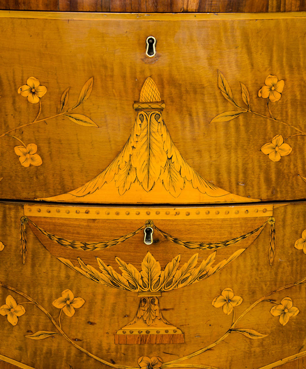 English George III Marquetry Serpentine Commode, circa 1775 For Sale