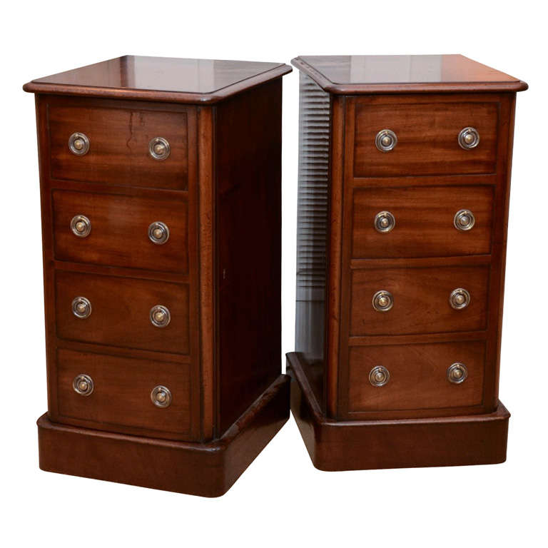 Pair of 19th Century Mahogany Bedside at 1stdibs