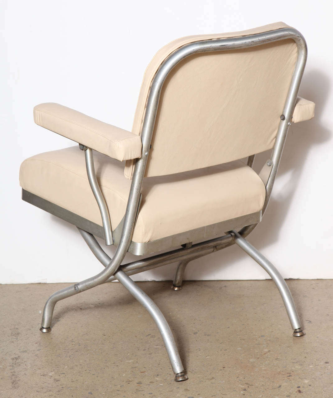 American Warren McArthur for Mayfair Aluminum and Leather Folding Chair, circa 1938