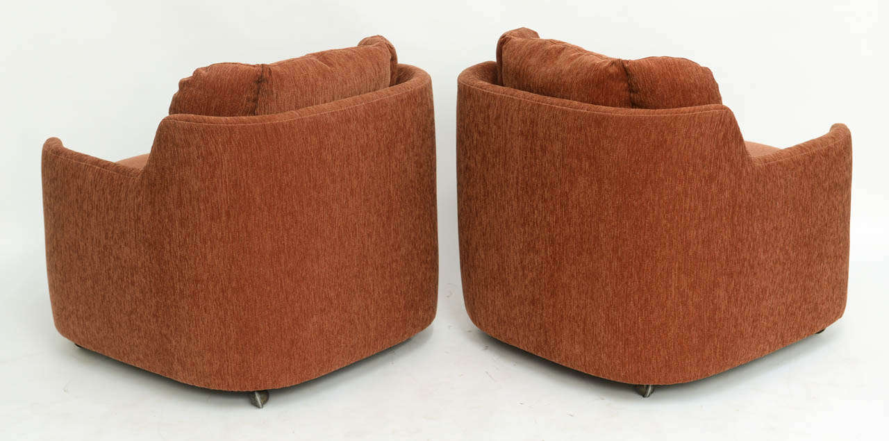 Modern Sumptuous Henredon Folio 500 Lounge Chairs