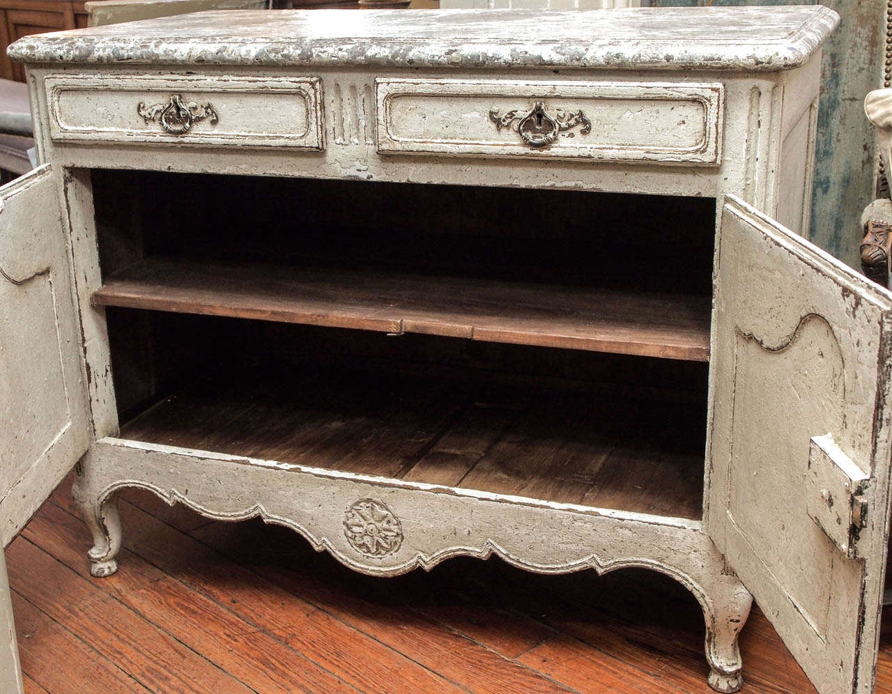 19th Century Louis XV  Buffet In Good Condition In New Orleans, LA