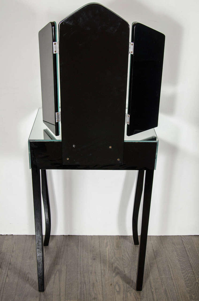 Gorgeous 1940s Mirrored Vanity with Tri-Fold Mirror and Cabriole Legs 3