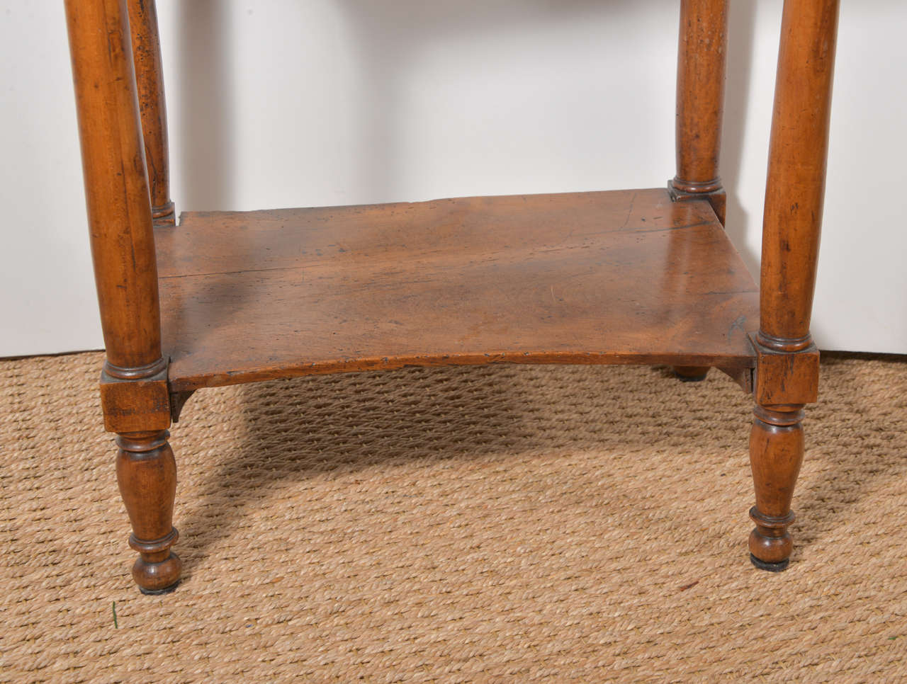 Louis XVI Walnut French End Table with Marble Top In Excellent Condition For Sale In Houston, TX