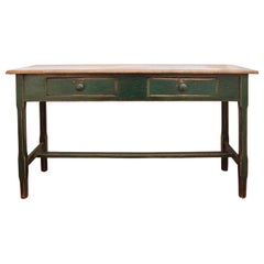Canadian sofa table in Original green paint Canadian sofa table in Original green paint