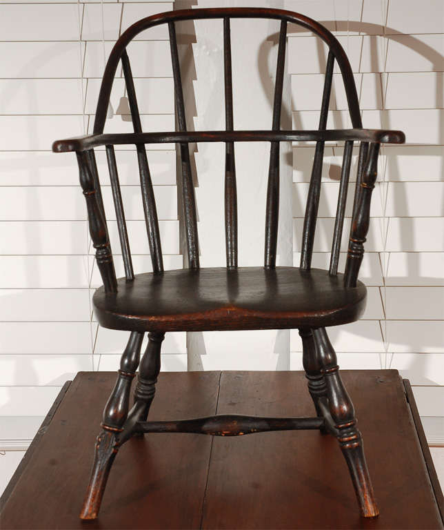 19THC Child's sack back windsor chair in original old natural surface.This chair is signed Philadelphia on the base of the seat.This little gem is in great condition.