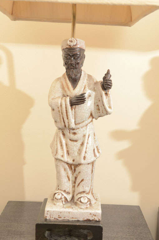 Stunning Pair Of Asian Figurine Lamps By Fantoni For Sale 3
