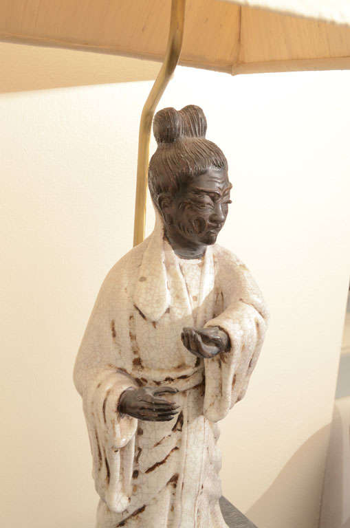Stunning Pair Of Asian Figurine Lamps By Fantoni For Sale 2
