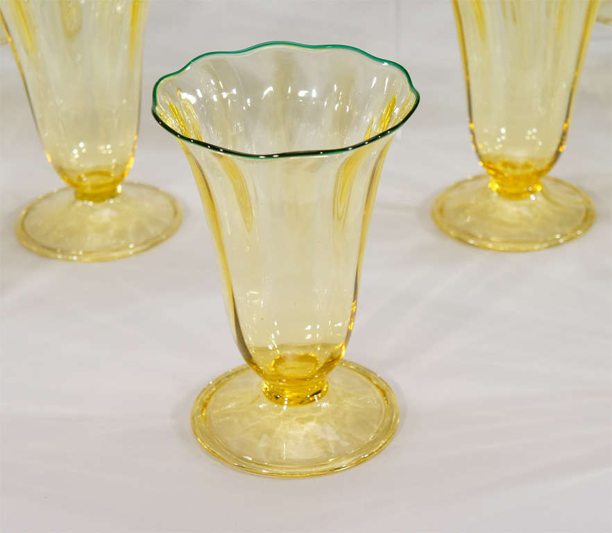 Rare Set of 12 Durand Hand Blown Optic Rib Tumblers W/ Applied Green Rims In Excellent Condition In Great Barrington, MA