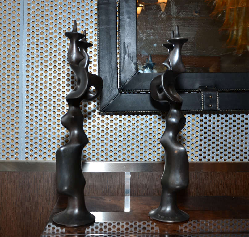 Pair of Candle Sticks in Patinated Bronze by Victor Roman In Excellent Condition For Sale In Bois-Colombes, FR