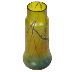 Vase en verre d'art Lotez d'Autriche
