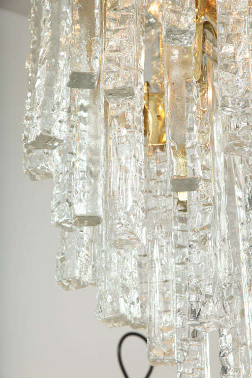 Magnificient Pair of Italian Glass Chandelier. 5