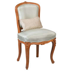 Walnut child's chair in the style of Louis XV