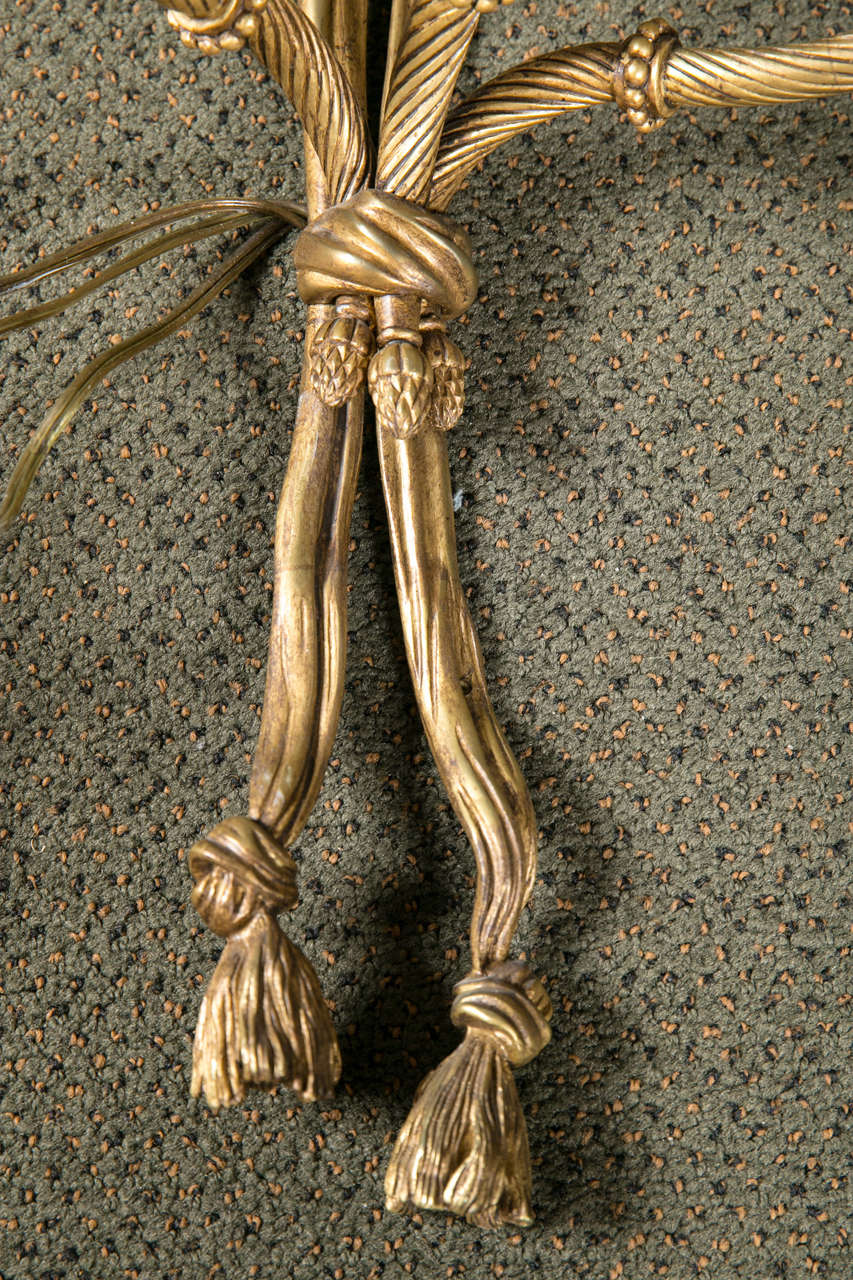 Early 20th Century Pair of Edwardian Bow and Tassel Sconces For Sale