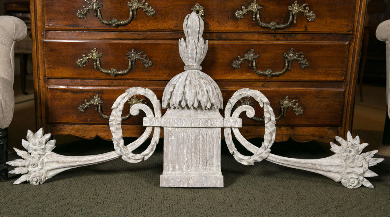 Wood Pair of Italian Wall Appliques For Sale
