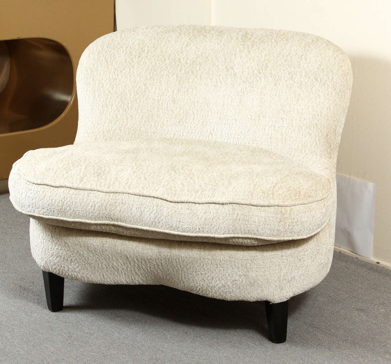 This elegant pair of slipper chairs are beautifully reupholstered in an oatmeal textured chenille fabric.