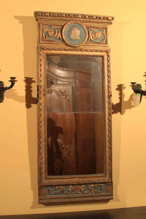 Italian Louis XVI Gilt Mirror