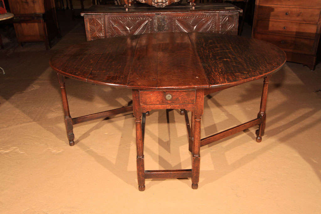 English 17th Century Gateleg Table