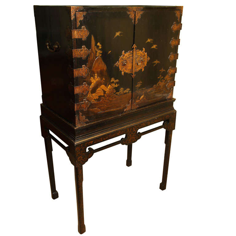 Fine 17th  century Japanes lacquer cabinet on stand.