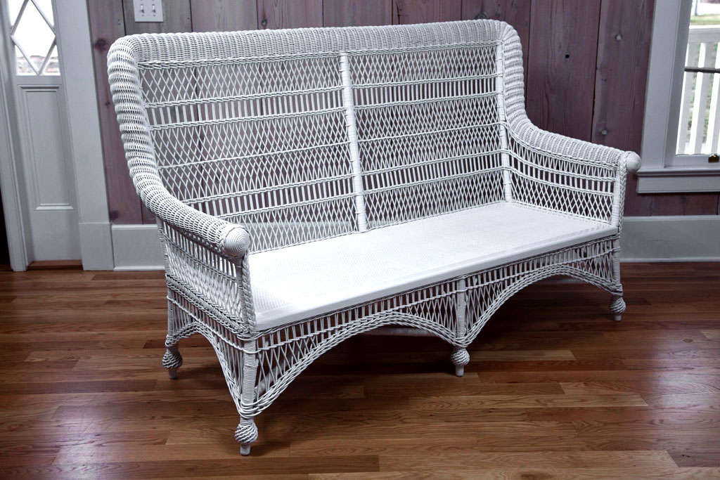 Victorian Wicker Rolled-Arm Sofa 2