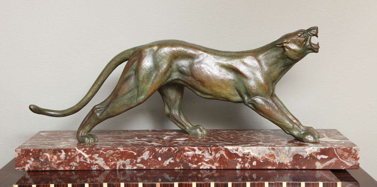 Art déco Panthère en bronze Art Déco par J. Davergne en vente