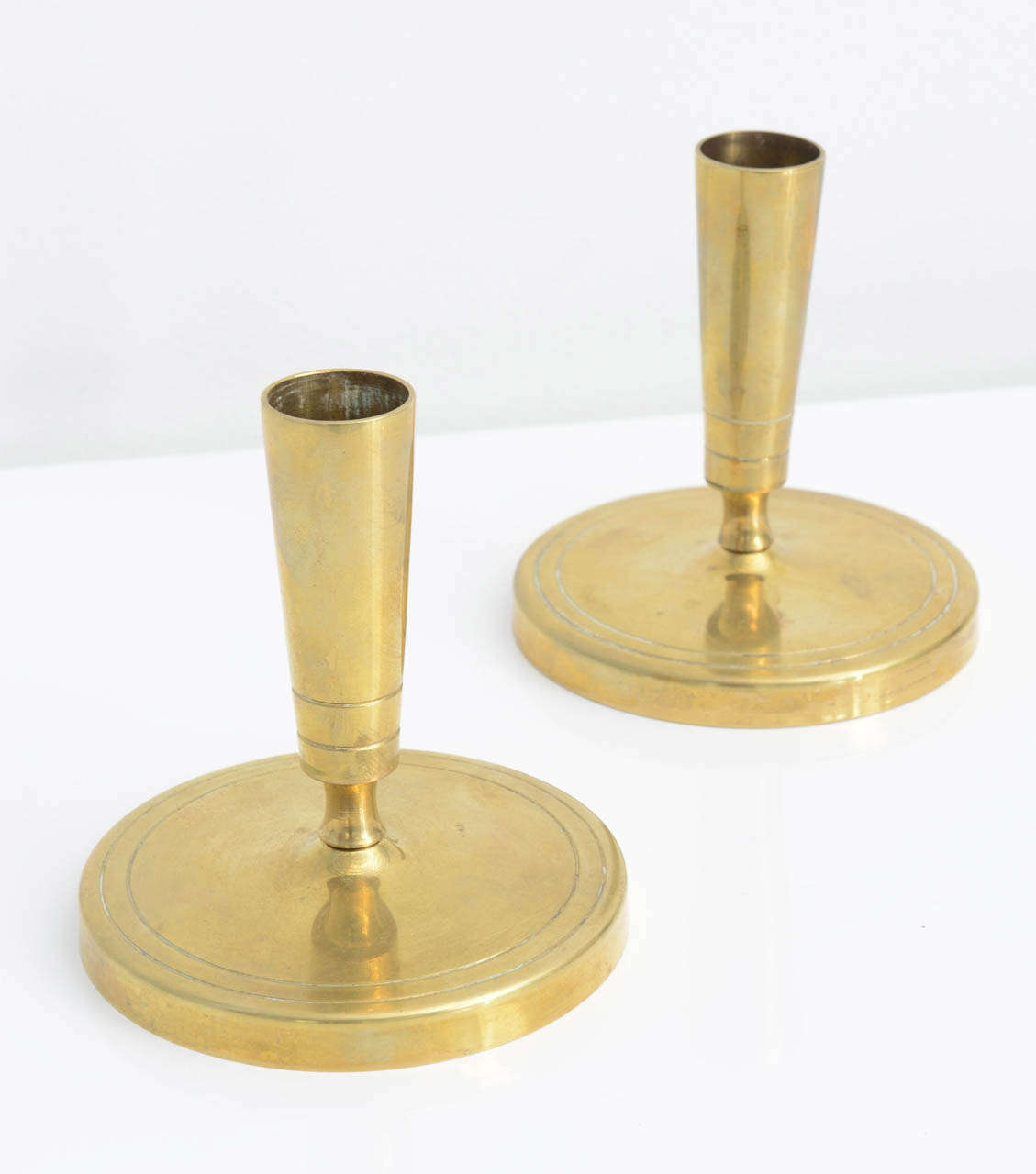 Mid-Century Modern Tommi Par zinger for Dorlyn  Silversmiths  Vintage Chic Brass Candleholders