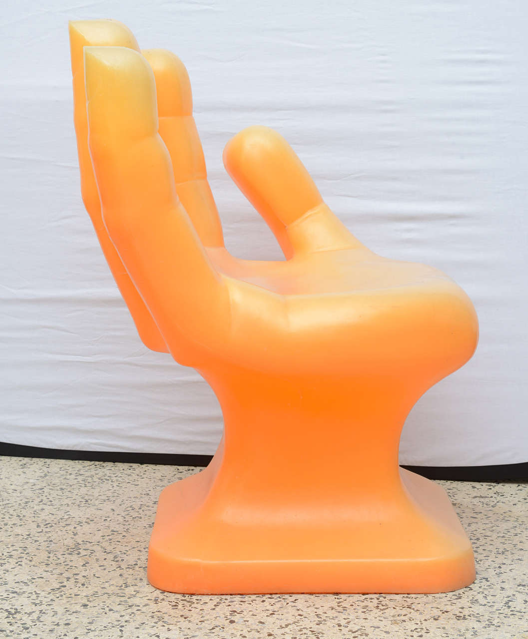 plastic hand chairs