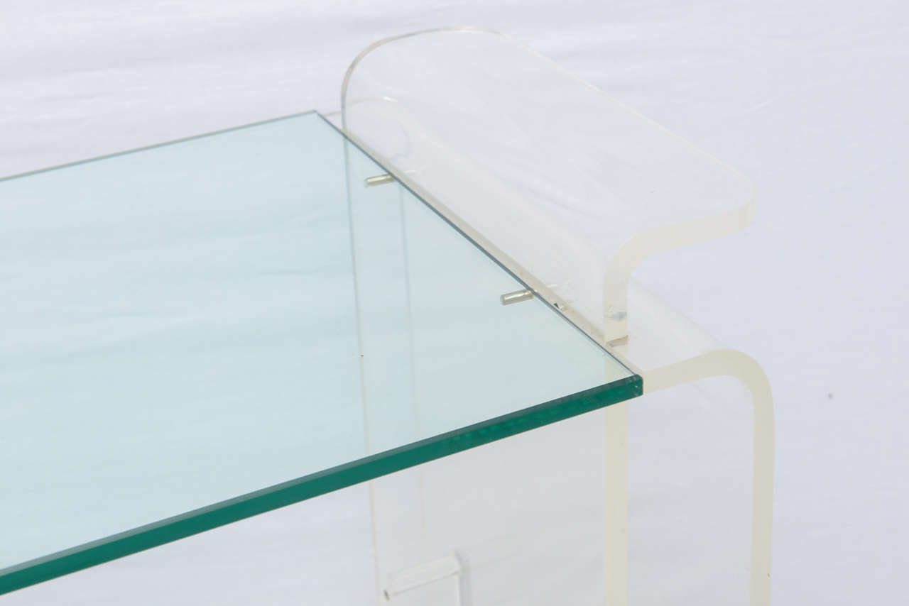 Mid-Century Modern Lucite Bar Cart attributed to Pace Collection, USA 1960s