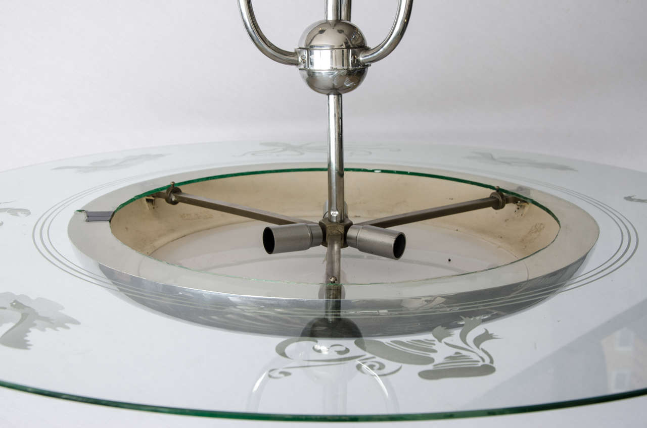 1930s Art Deco Chandelier with Engraved Glass For Sale 3