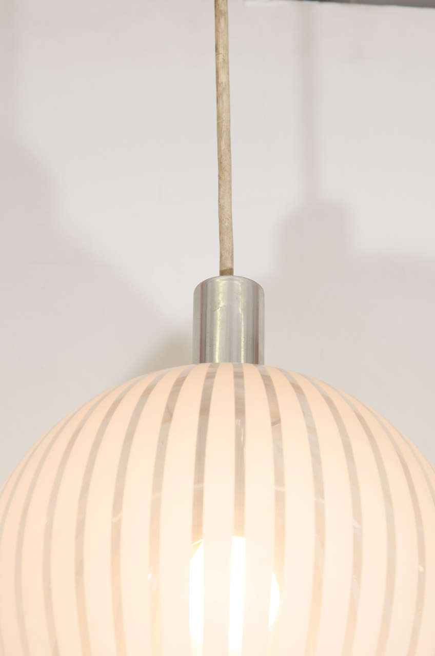 20th Century An Italian Midcentury Clear Glass Globe Pendant with White Stripes For Sale