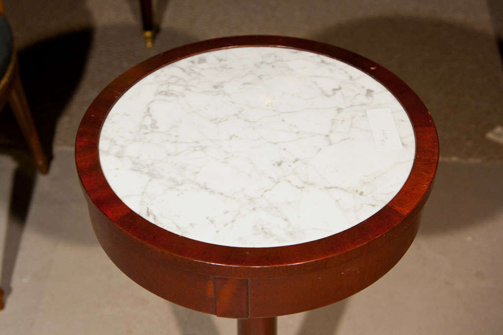Mahogany Marble-Top Side Table In Excellent Condition In Stamford, CT