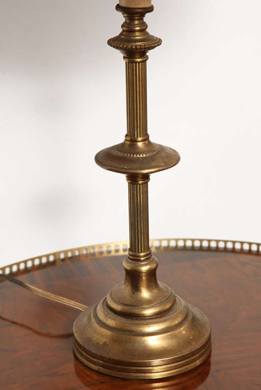 Neoclassical 20th Century English Bronze Table Lamp For Sale