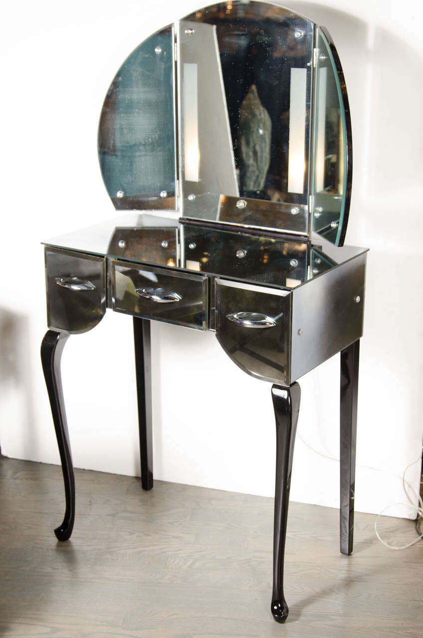 Gorgeous 1940s Hollywood/Art Deco  Smoked Mirror Illuminating Vanity 1