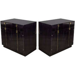 Vintage Exceptional Pair Of Mid-century Modernist Nightstands / Endtables With Brass Detailing