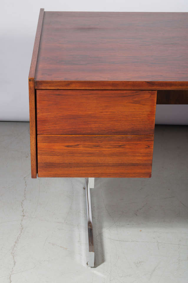 American Milo Baughman - Executive Rosewood Desk