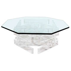 A Mid Century Glass and Lucite Coffee or Cocktail Table 1