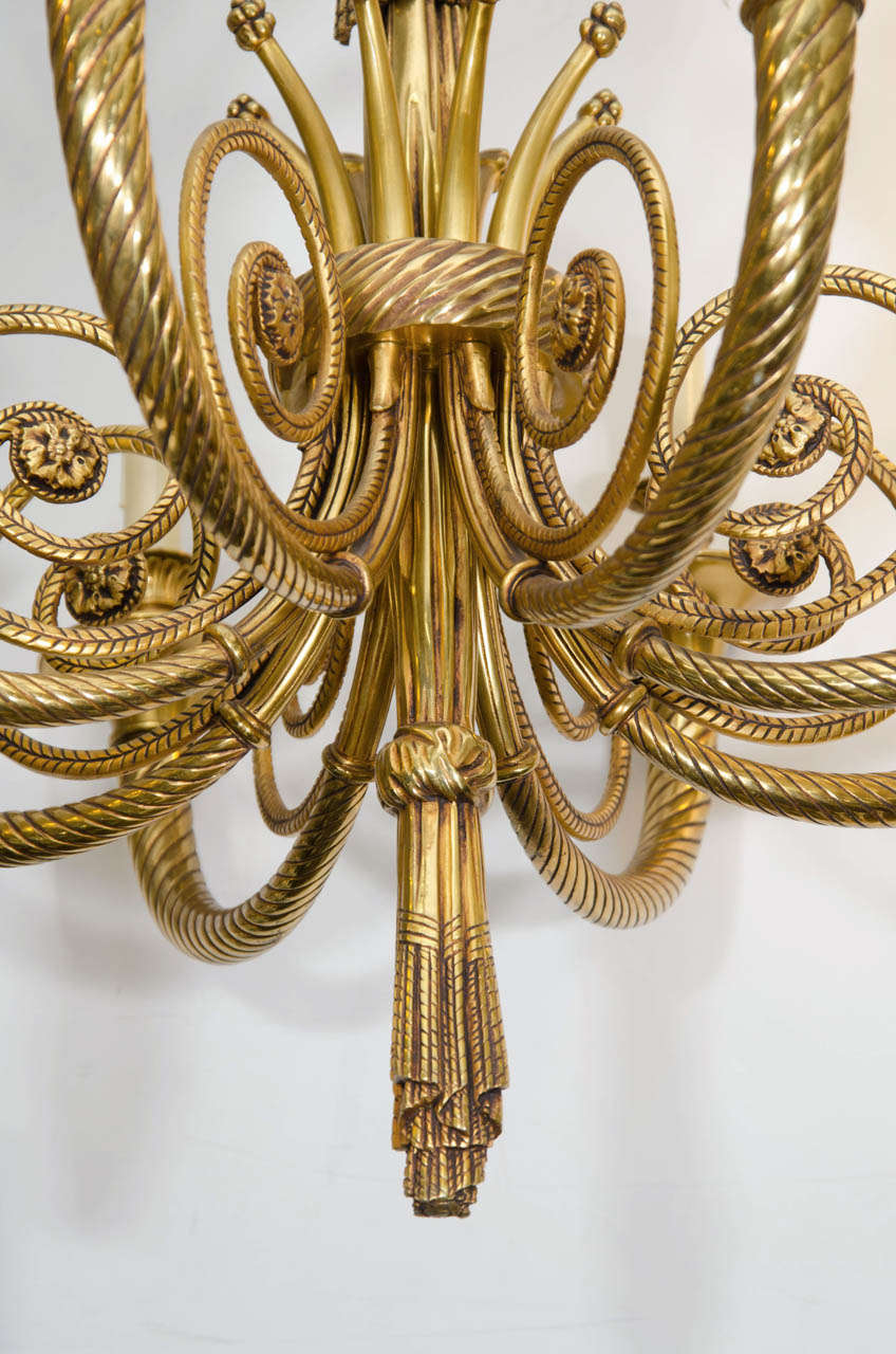 Neoclassical Style Eight-Light Bronze Chandelier In Good Condition In New York, NY