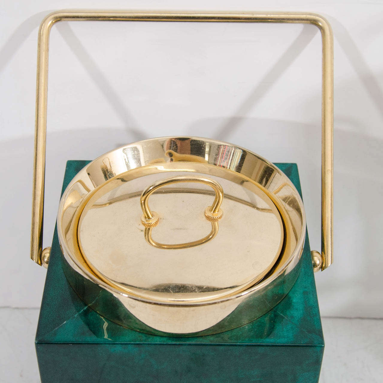 A Mid Century Aldo Tura Ice Bucket and Bar Tool Set In Good Condition In Astoria, NY