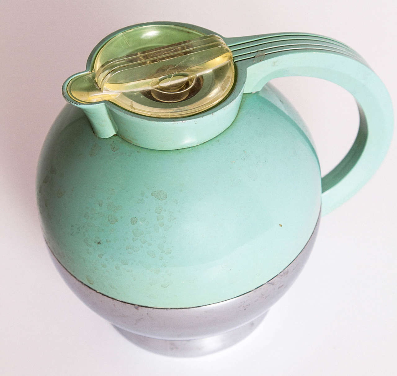 Uncommon Vintage Modernist Signed Thermos Pitcher with Original Tray In Good Condition For Sale In Dallas, TX