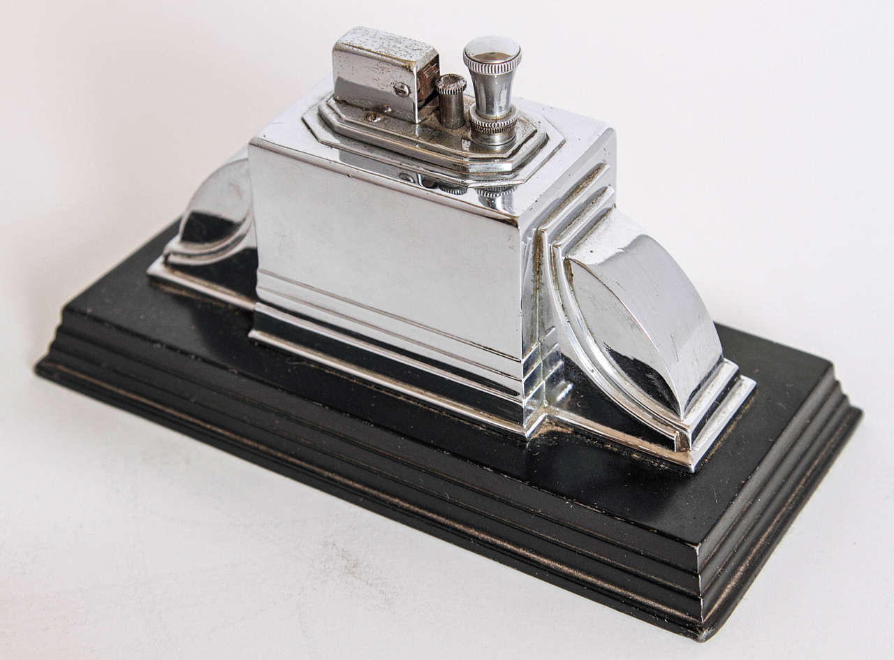 Collection of Ronson Art Deco Smokerama For Sale 3