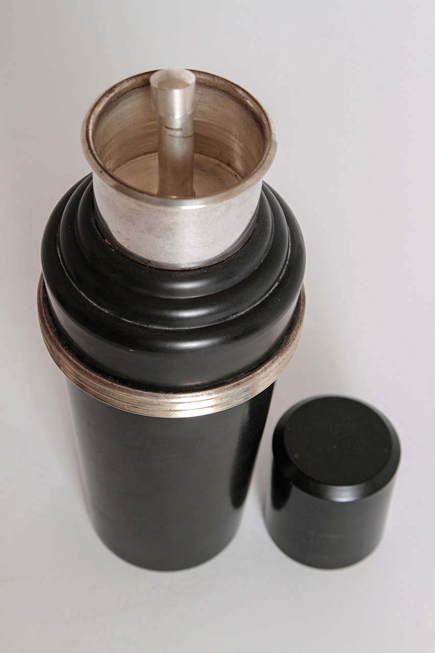 Trio Master Incolor Catalin and Silver Plate Art Deco Cocktail Shakers 2