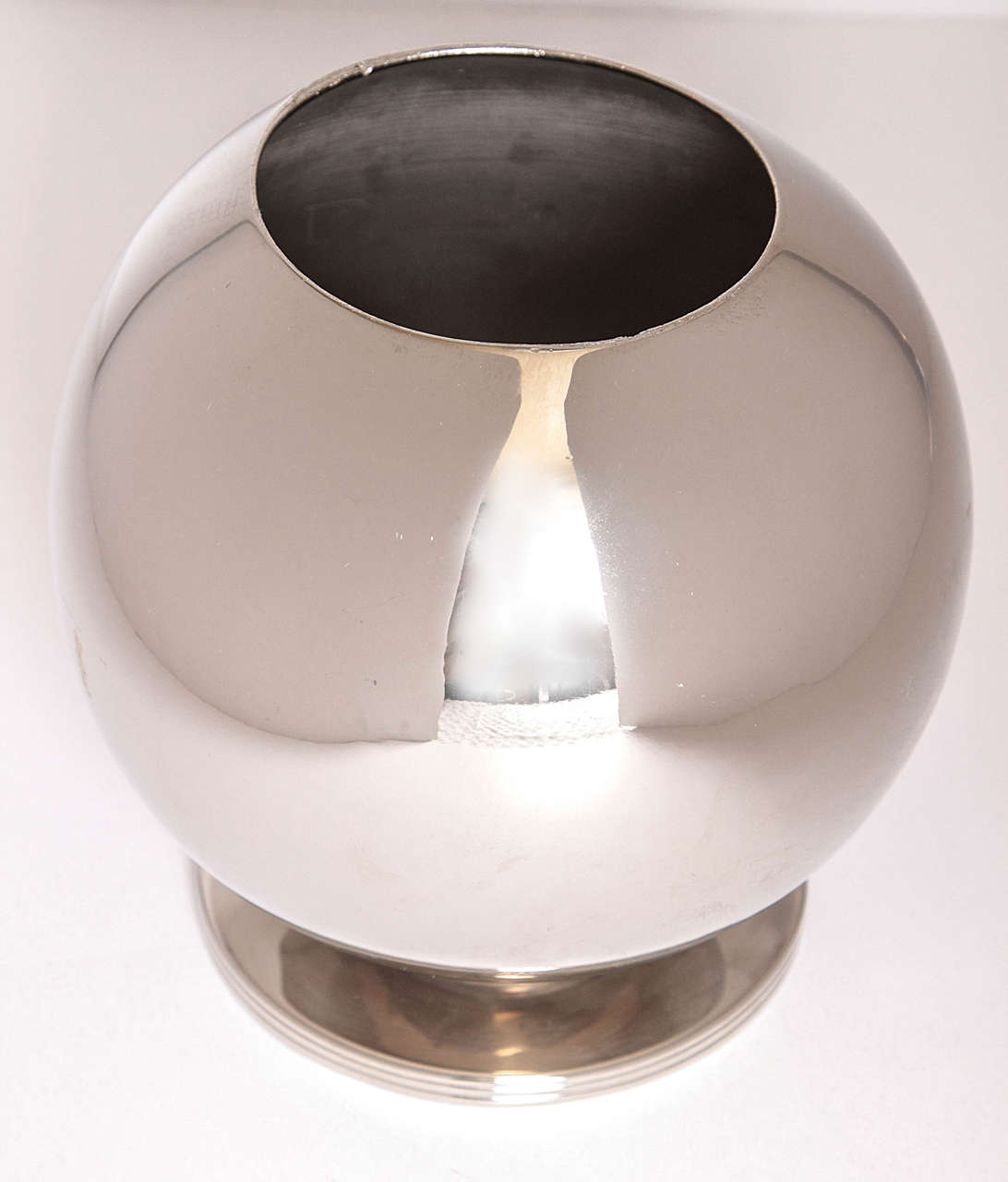 Signed Lurelle Guild for International Silver Art Deco Orb Vase For Sale 5