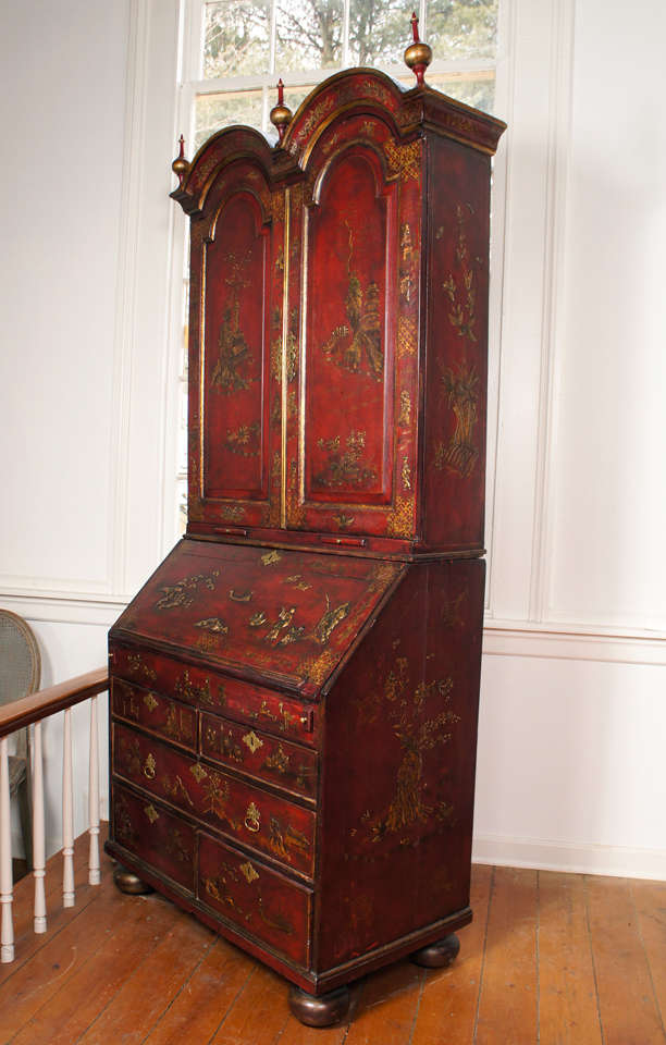 18th Century English Red Lacquer Double-Domed Bureau Bookcase For Sale 2