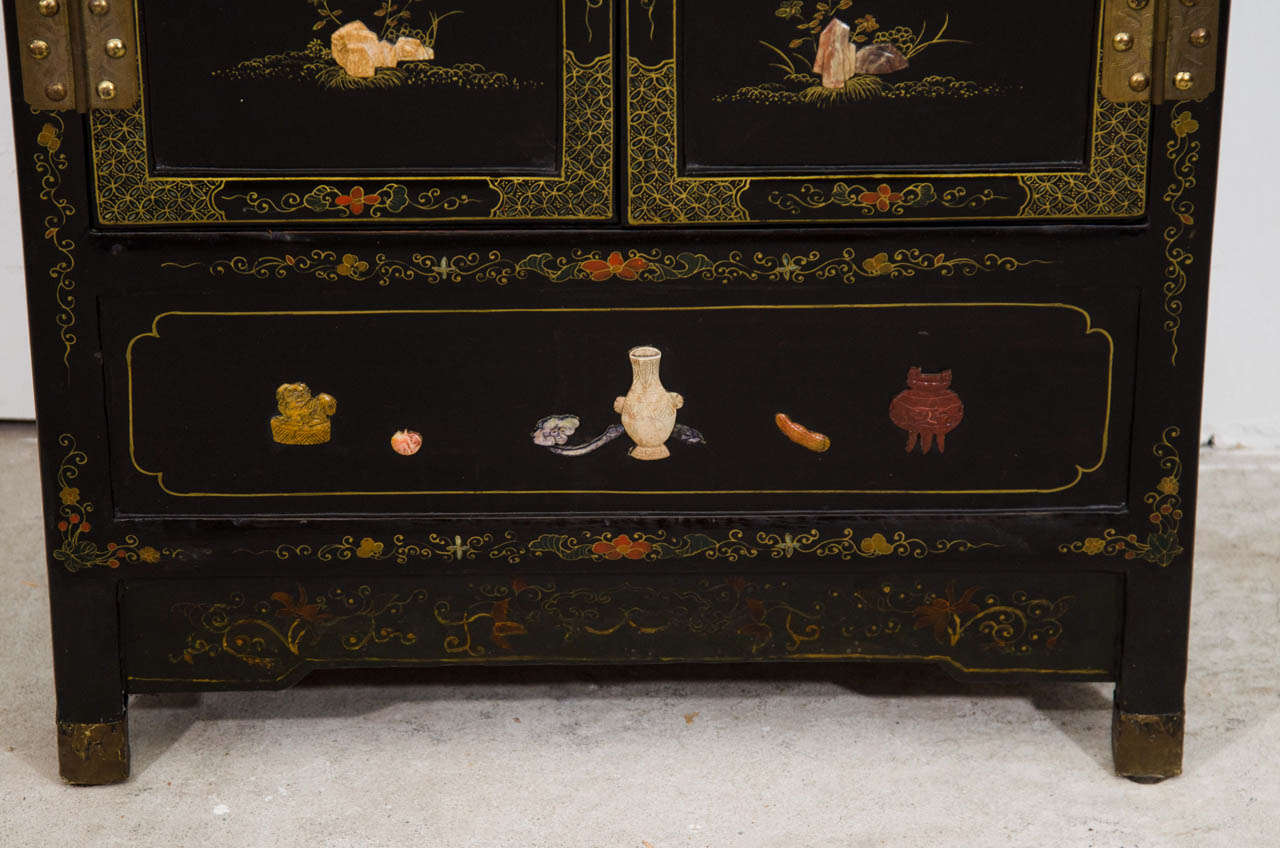 20th Century Japanese Black Lacquer Side Cabinet For Sale