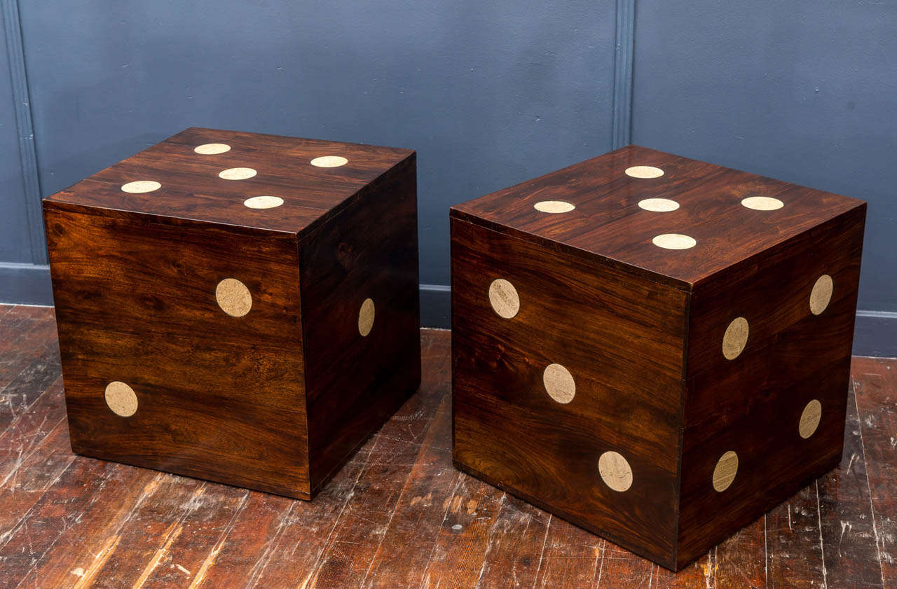 dice side table